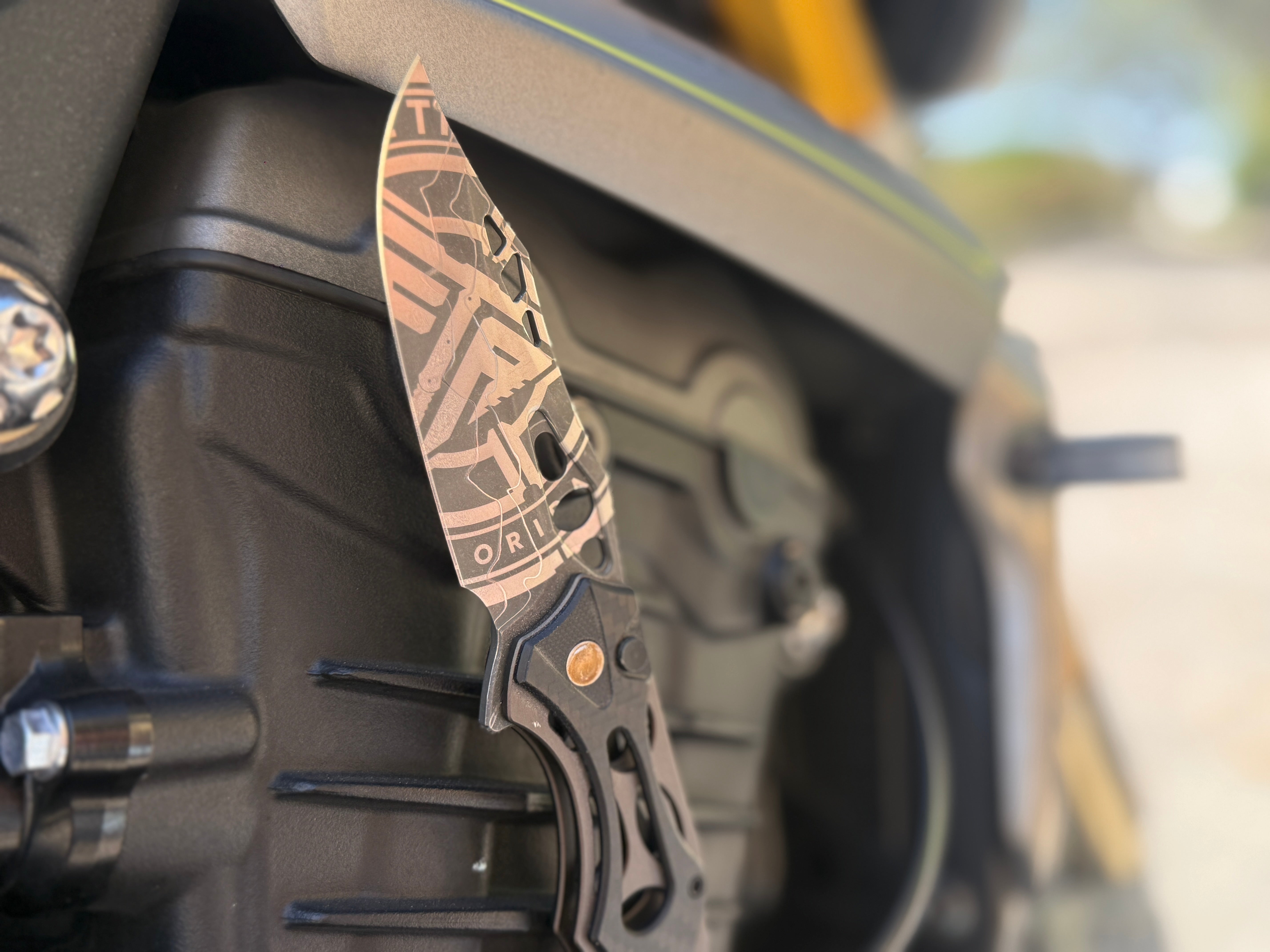 Full Throttle Arms Strong Series Knife – Skeletonized Carbon Fiber & Japanese Damascus Blade - Full Throttle Arms LLC